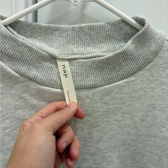 Nap Loungewear Women’s Oversized Pocket Sweatshirt Size Meidum - Picture 3 of 8